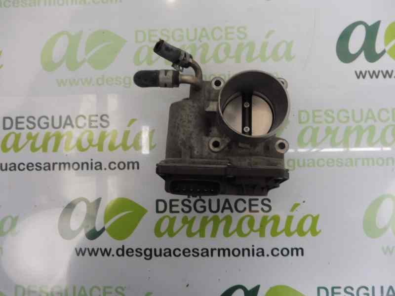 Recambio de caja mariposa para toyota yaris active referencia OEM IAM 223047010  