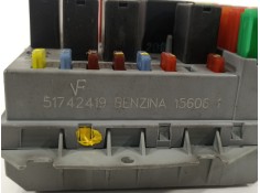 Recambio de caja reles / fusibles para alfa romeo 147 (190) 1.6 ts 105 progression referencia OEM IAM 51742419   2