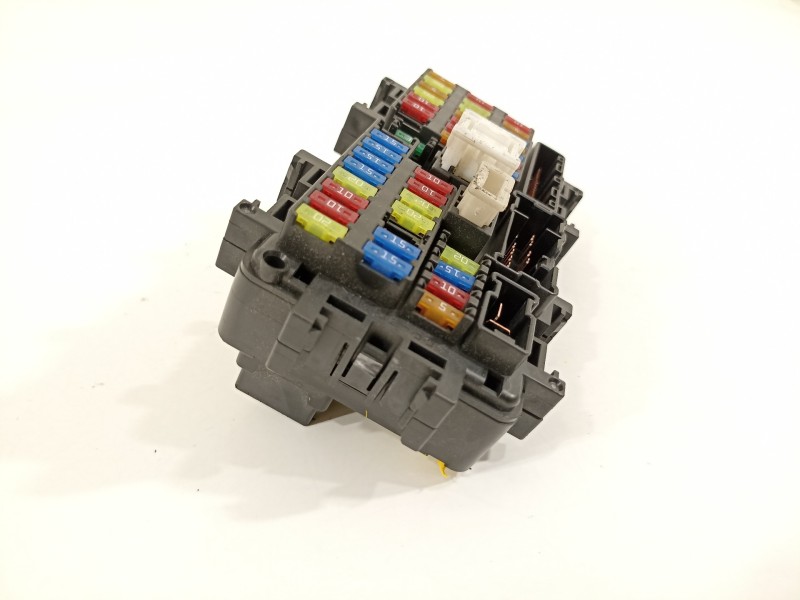 Recambio de caja reles / fusibles para infiniti q50 q50 referencia OEM IAM 0011173312160171  