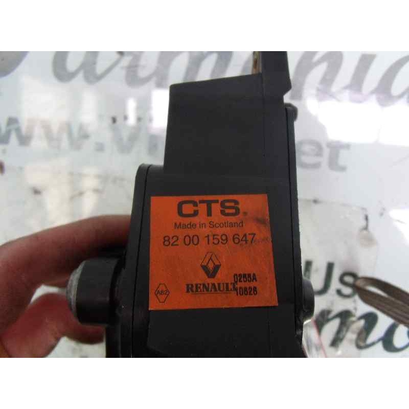 Recambio de potenciometro pedal para renault scenic ii adventure by coronel tapiocca referencia OEM IAM 8200159647  