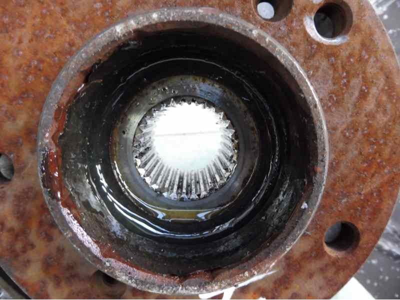 Recambio de mangueta trasera izquierda para bmw serie 5 berlina (e60) m5 referencia OEM IAM   