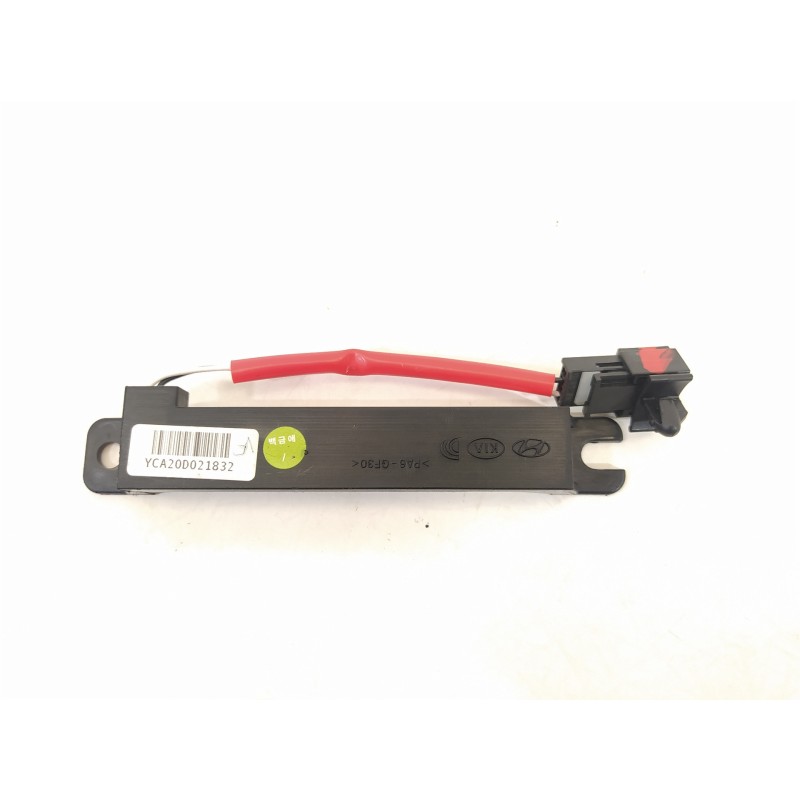 Recambio de amplificador para hyundai i30 (pd) essence referencia OEM IAM YCA20G222354  