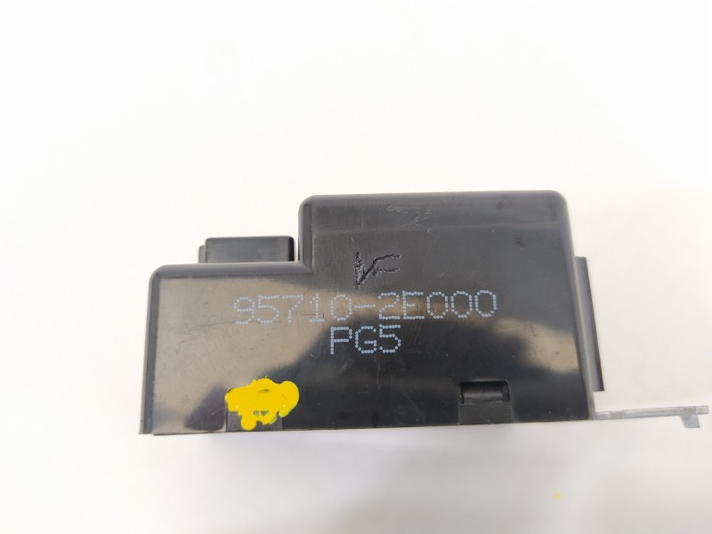 Recambio de sensor para hyundai i30 (pd) essence referencia OEM IAM 957102E000  