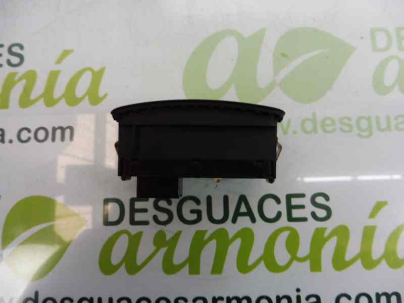 Recambio de warning para audi a1 (8x) attraction referencia OEM IAM 8X0959672A  