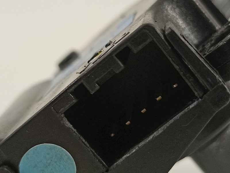 Recambio de motor apertura trampillas climatizador para hyundai i30 (pd) essence referencia OEM IAM D332EDFAA02 PIBASS 