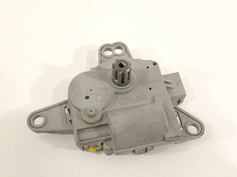 Recambio de motor apertura trampillas climatizador para hyundai i30 (pd) essence referencia OEM IAM EA1F0EDFAA02 PHAES 