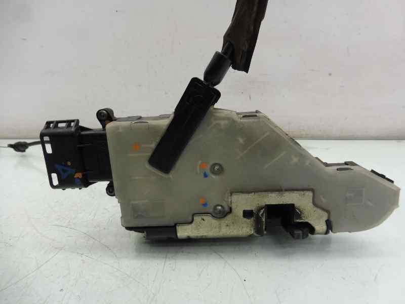 Recambio de cerradura puerta delantera derecha para peugeot 207 xt referencia OEM IAM 9136W2 24094158 