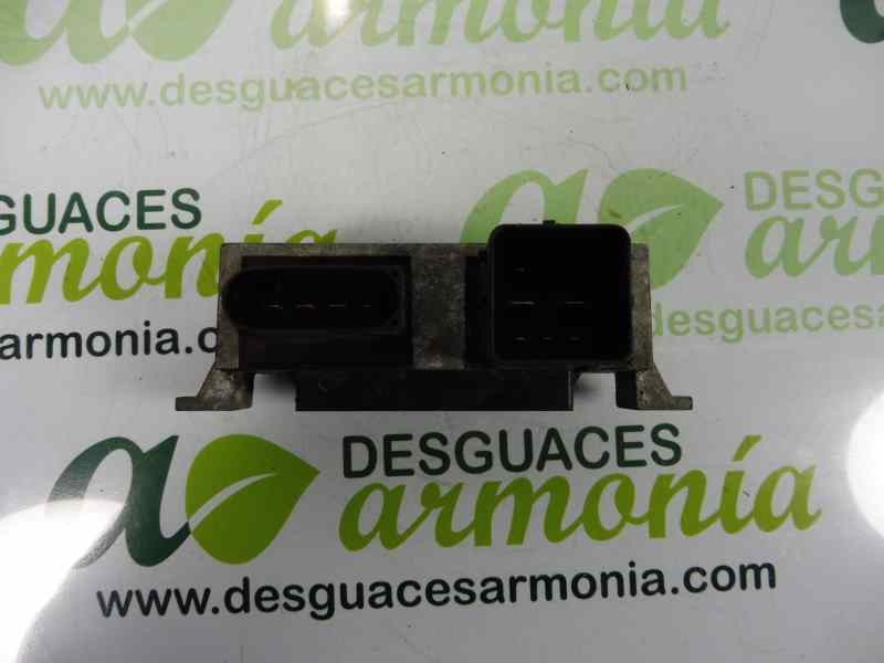Recambio de caja precalentamiento para renault scenic iii dynamique referencia OEM IAM 8200558438A  