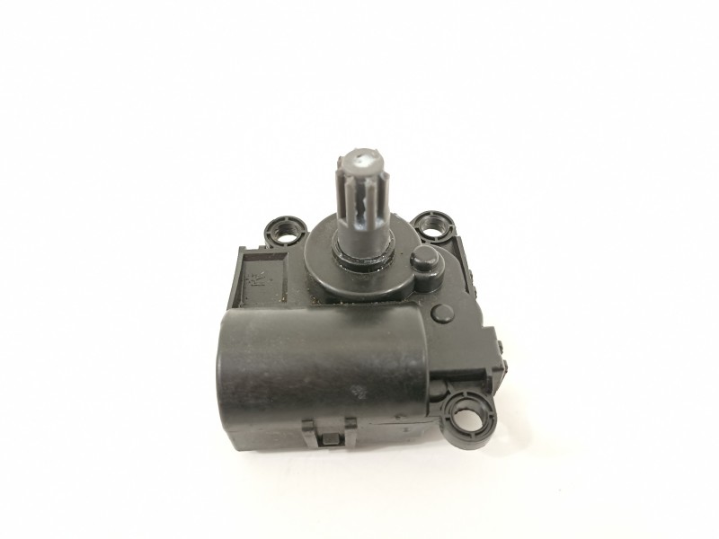 Recambio de motor apertura trampillas climatizador para hyundai i30 (pd) essence referencia OEM IAM D332CK8AA04 PIRASS 