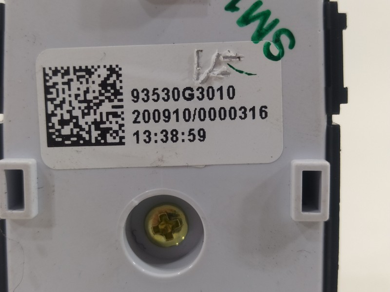 Recambio de mando retrovisor para hyundai i30 (pd) essence referencia OEM IAM 93530G3010  