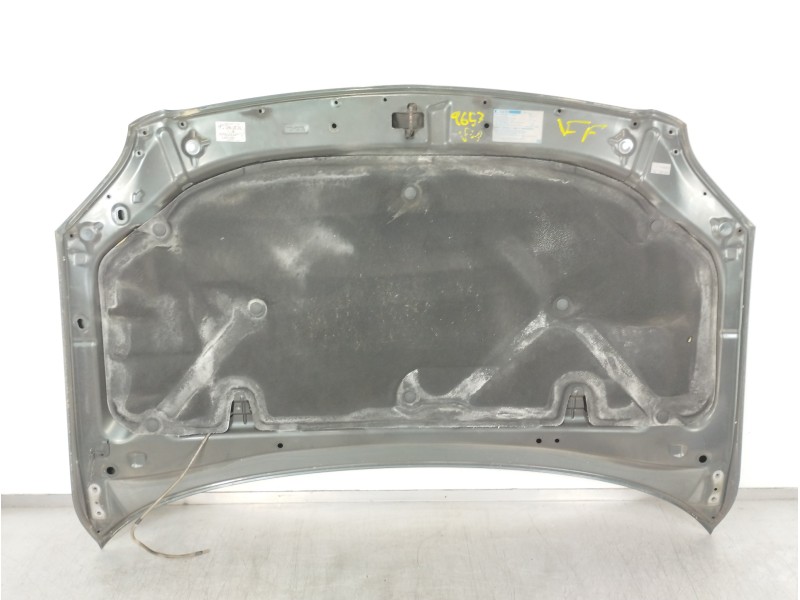 Recambio de capot para toyota avensis wagon (t25) 2.2 d-4d executive referencia OEM IAM   