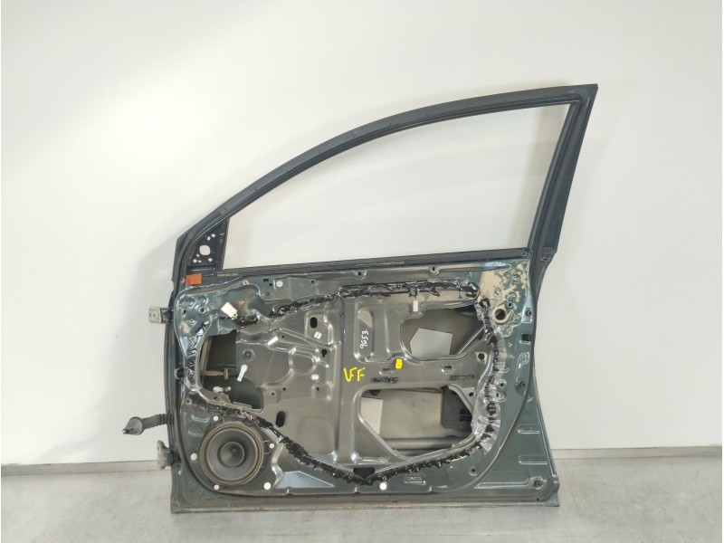 Recambio de puerta delantera derecha para toyota avensis wagon (t25) 2.2 d-4d executive referencia OEM IAM   