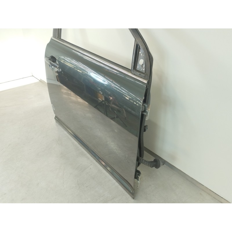 Recambio de puerta delantera derecha para toyota avensis wagon (t25) 2.2 d-4d executive referencia OEM IAM   