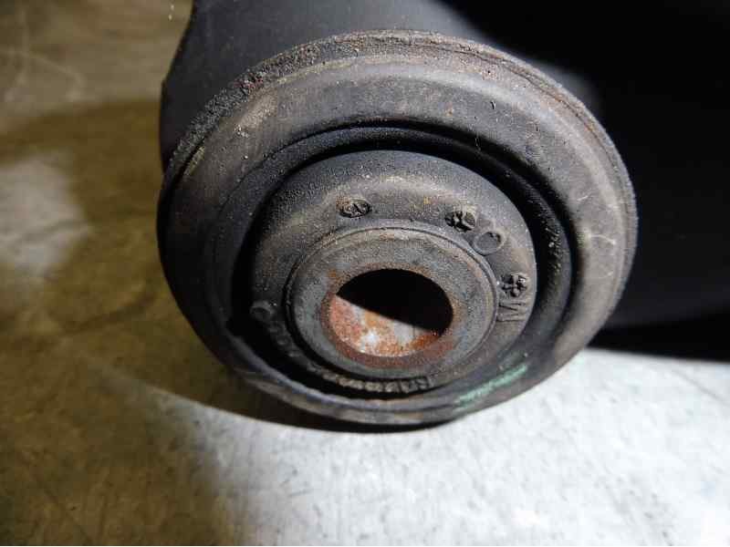 Recambio de brazo suspension inferior delantero izquierdo para dacia dokker ambiance referencia OEM IAM 545010294R  