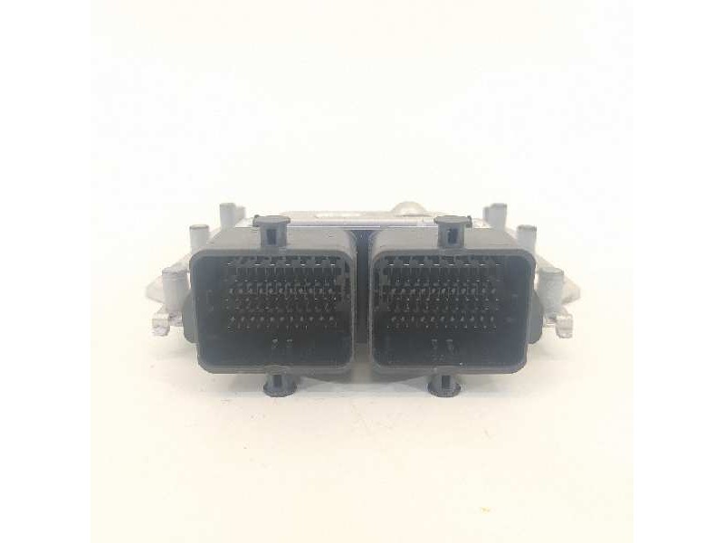 Recambio de centralita motor uce para suzuki splash a5b gls referencia OEM IAM 3392085LN0 0261S08126 