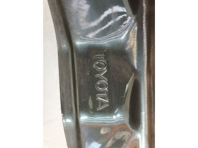 Recambio de aleta delantera derecha para toyota avensis wagon (t25) 2.2 d-4d executive referencia OEM IAM   