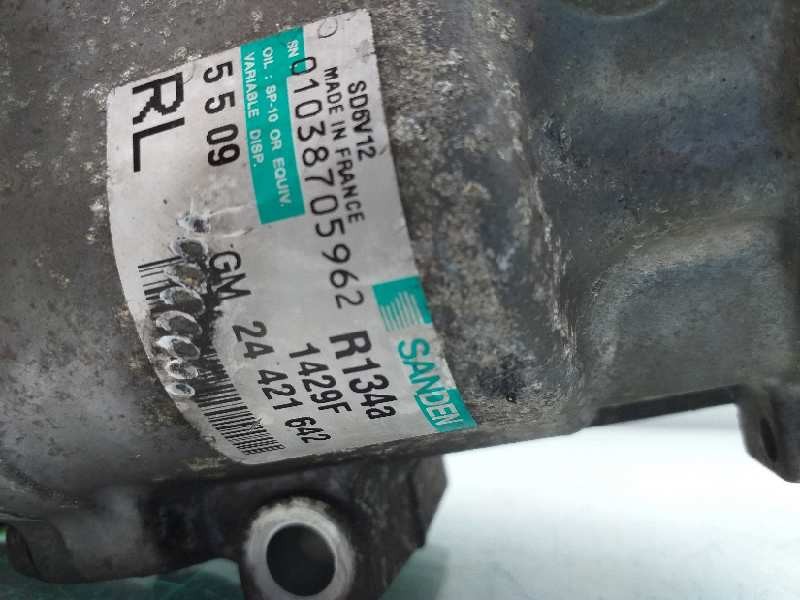 Recambio de compresor aire acondicionado para opel meriva enjoy referencia OEM IAM 24421642  