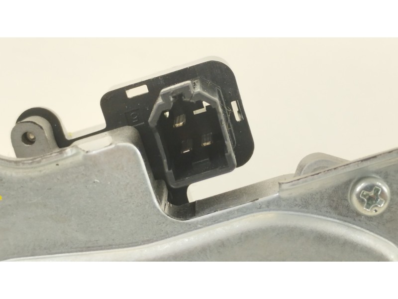 Recambio de motor limpia trasero para suzuki splash a5b gls referencia OEM IAM 3881051K10000  