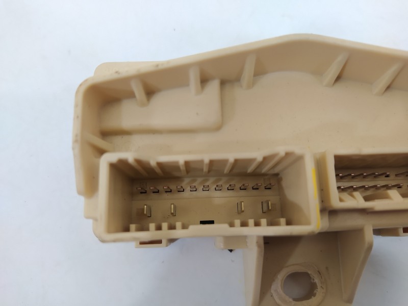 Recambio de caja reles / fusibles para hyundai i30 (pd) essence referencia OEM IAM 91940G3050  