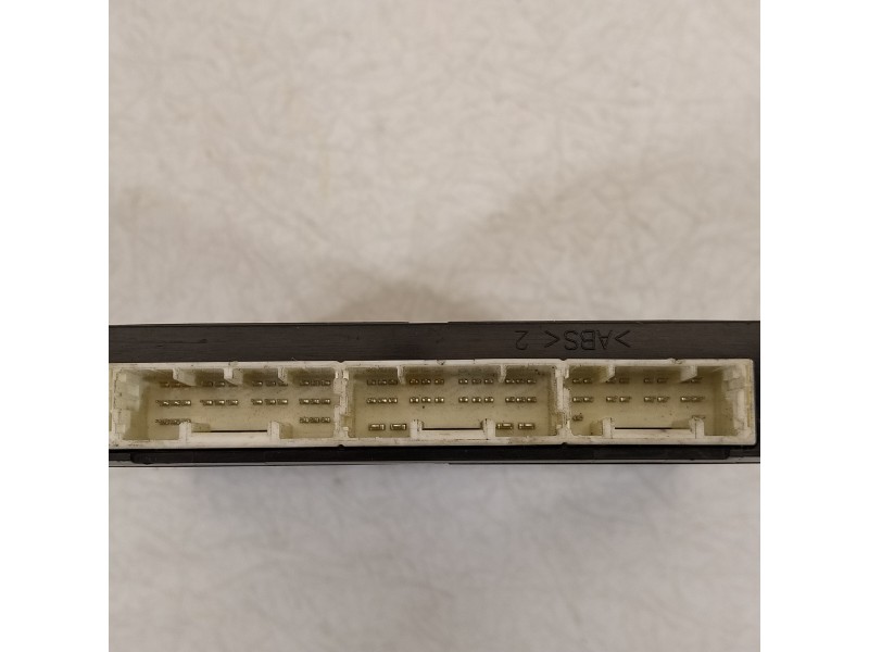 Recambio de modulo electronico para toyota auris hybrid active business plus referencia OEM IAM 8999002380  