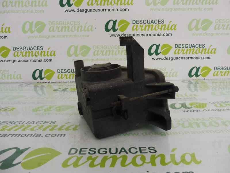 Recambio de faro antiniebla derecho para opel corsa c silverline referencia OEM IAM 13118671  