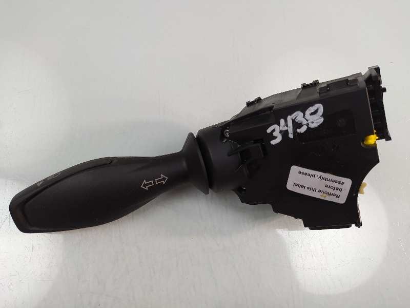 Recambio de mando intermitentes para ford fiesta (ccn) trend referencia OEM IAM 8A6T13335AD  