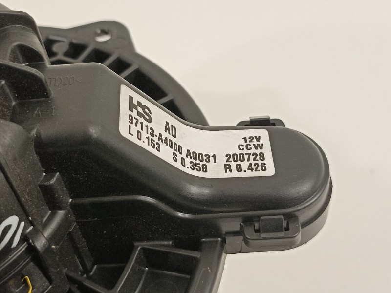 Recambio de ventilador calefaccion para hyundai i30 (pd) essence referencia OEM IAM 97113A4000  
