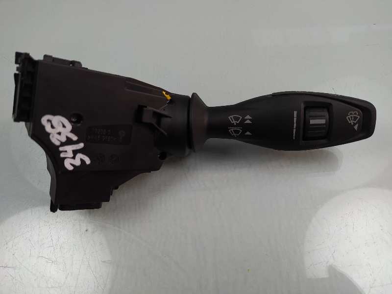 Recambio de mando limpia para ford fiesta (ccn) trend referencia OEM IAM 8A6T17A553AC  