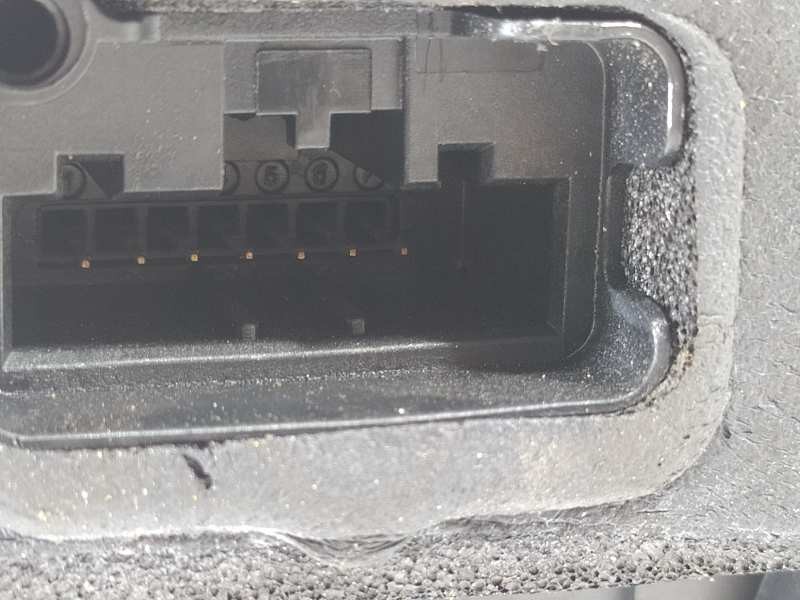 Recambio de cerradura puerta delantera izquierda para volkswagen golf vii lim. sport bluemotion referencia OEM IAM 5K1837015D  