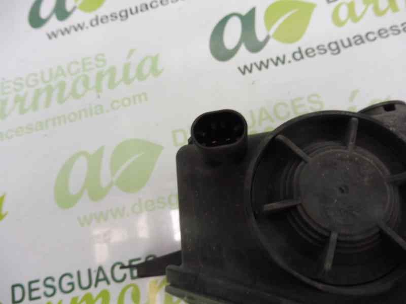 Recambio de faro antiniebla izquierdo para opel corsa c silverline referencia OEM IAM 13118670  