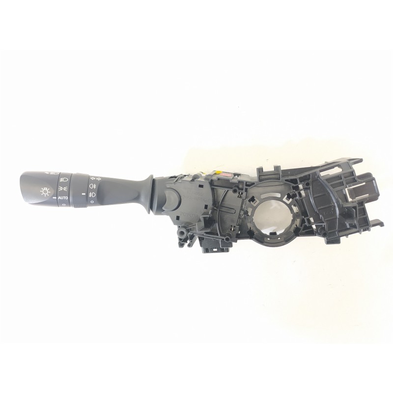 Recambio de mando luces para toyota auris hybrid active business plus referencia OEM IAM 0272017F852 L12 