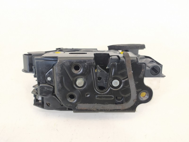 Recambio de cerradura puerta delantera derecha para volkswagen golf vii lim. sport bluemotion referencia OEM IAM 5K1837016D  