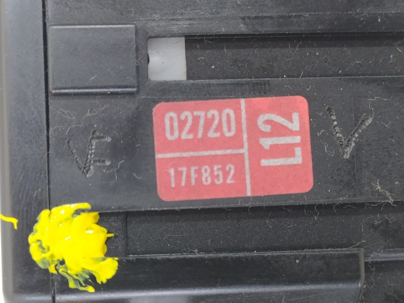 Recambio de mando luces para toyota auris hybrid active business plus referencia OEM IAM 0272017F852 L12 