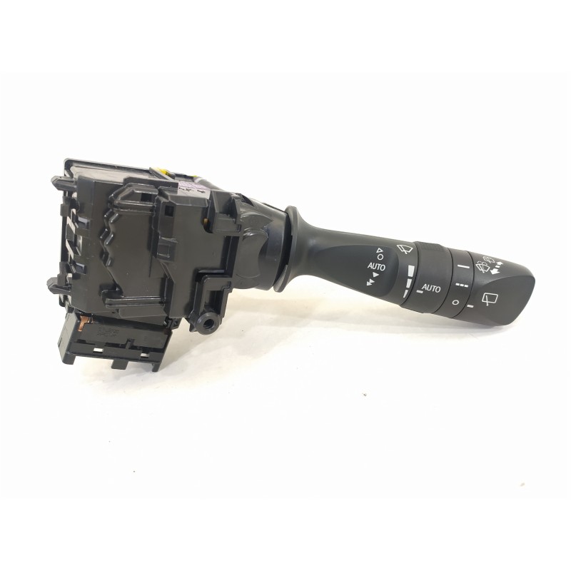 Recambio de mando limpia para toyota auris hybrid active business plus referencia OEM IAM 0267017F858 L17 