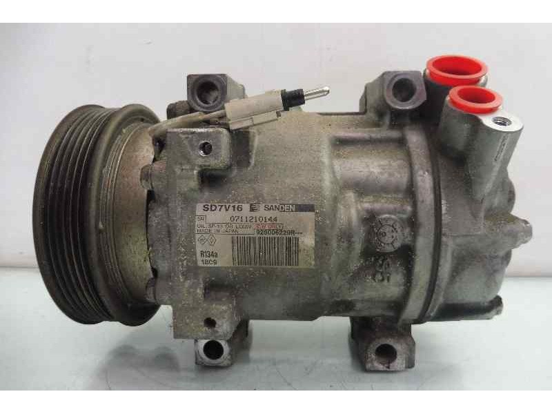 Recambio de compresor aire acondicionado para dacia duster laureate 4x2 referencia OEM IAM 926006229R  