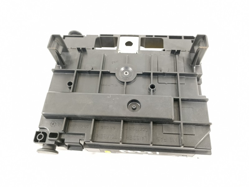 Recambio de caja reles / fusibles para peugeot 207 sw confort referencia OEM IAM 9664055780  