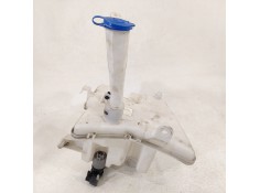 Recambio de deposito limpia para toyota auris hybrid active business plus referencia OEM IAM    2