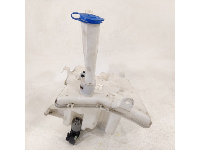 Recambio de deposito limpia para toyota auris hybrid active business plus referencia OEM IAM   