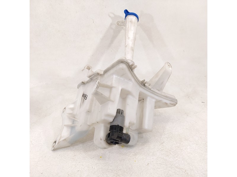 Recambio de deposito limpia para toyota auris hybrid active business plus referencia OEM IAM   