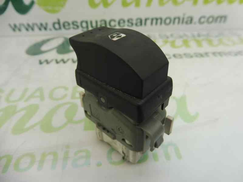 Recambio de mando elevalunas trasero izquierdo para renault scenic ii grand dynamique referencia OEM IAM 2808202 220510C 