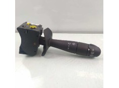 Recambio de mando limpia para dacia duster laureate 4x2 referencia OEM IAM 8200792587  