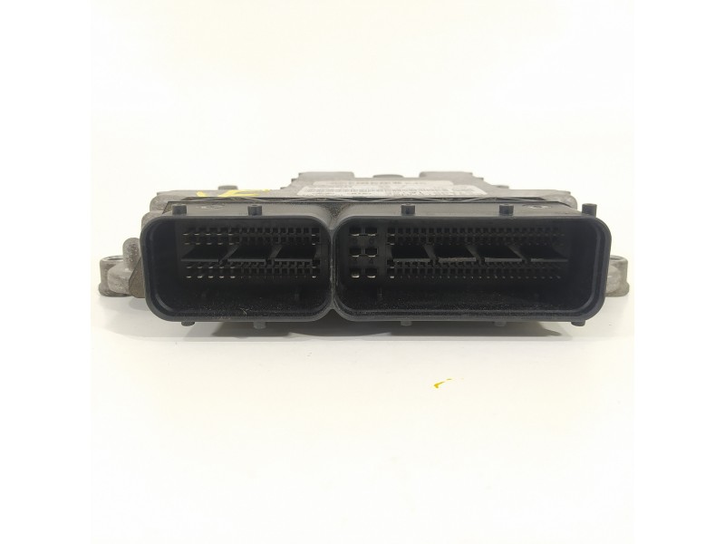 Recambio de centralita motor uce para hyundai accent (mc) gl referencia OEM IAM 391012A415 0281013147 70MC4T2EI03S