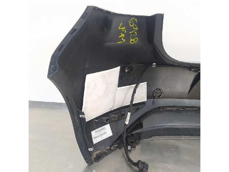 Recambio de paragolpes trasero para volkswagen golf vii lim. sport bluemotion referencia OEM IAM 5G6807421 5G6807568D 