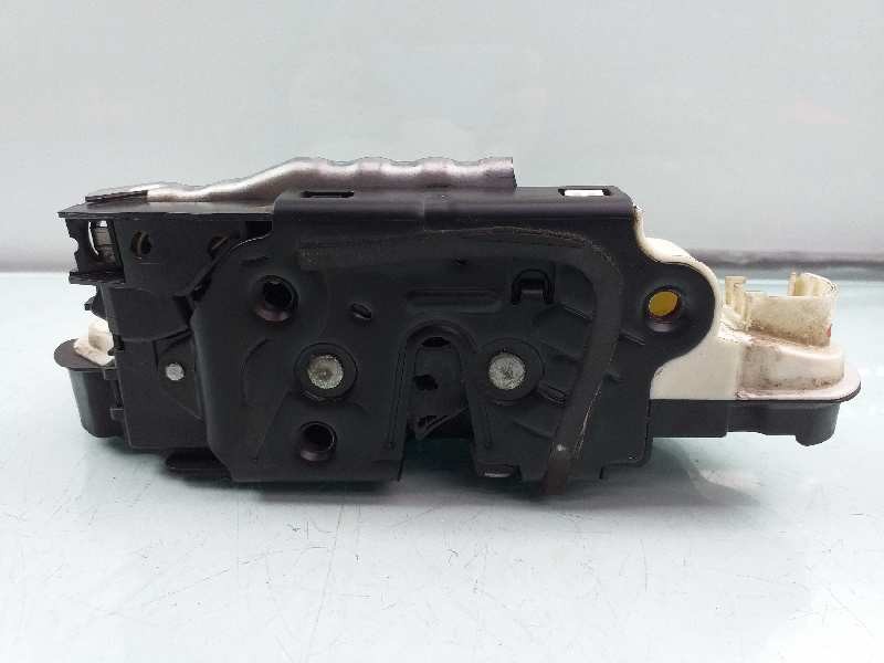 Recambio de cerradura puerta delantera izquierda para volkswagen golf vii lim. edition bluemotion referencia OEM IAM 5K1837015E 