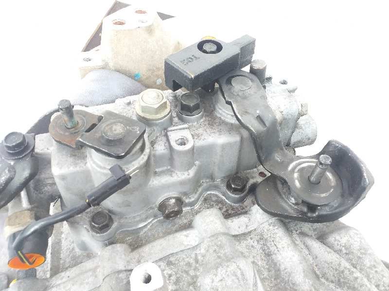 Recambio de caja cambios para hyundai accent (mc) gl referencia OEM IAM P61763  