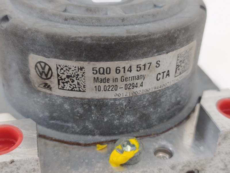 Recambio de abs para volkswagen golf vii lim. sport bluemotion referencia OEM IAM 5Q0614517S 10022002944 5Q0907379T