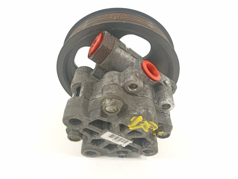 Recambio de bomba direccion para toyota avensis wagon (t25) 2.2 d-4d executive referencia OEM IAM 4431005100  