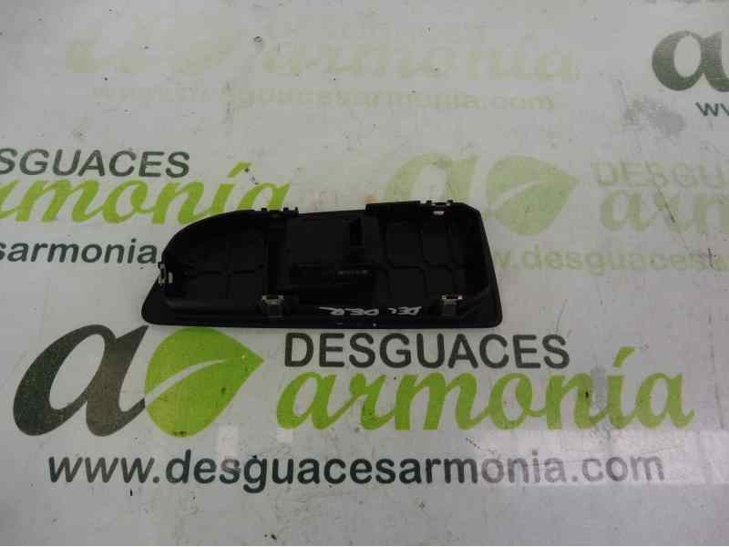 Recambio de mando elevalunas delantero derecho para bmw serie 1 berlina (e81/e87) 118d referencia OEM IAM 6935534 15979800 