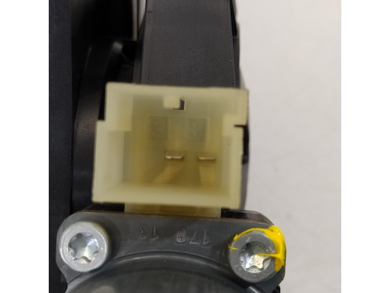 Recambio de elevalunas delantero derecho para volkswagen golf vii lim. edition bluemotion referencia OEM IAM 5G4837462F  