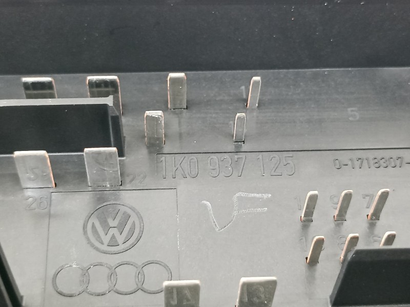 Recambio de caja reles / fusibles para seat altea (5p1) hot referencia OEM IAM 1K0937125  